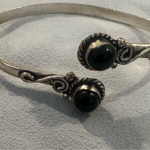 Elegant Sterling Silver and Onyx Women's Bracelet